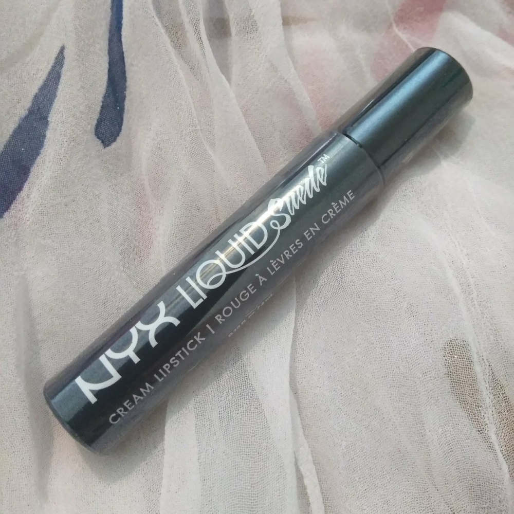 💖 3 for $15 💖 NYX Liquid Suede in "Stone Fox"